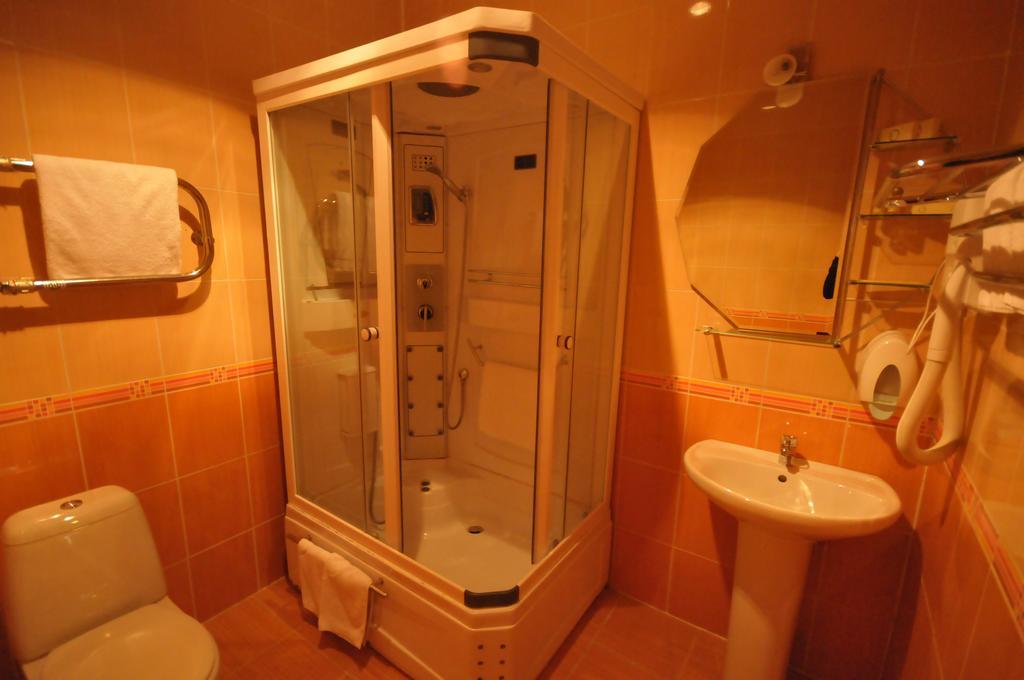 Golden Palace Hotel Aktau (Mangystau) Phòng bức ảnh